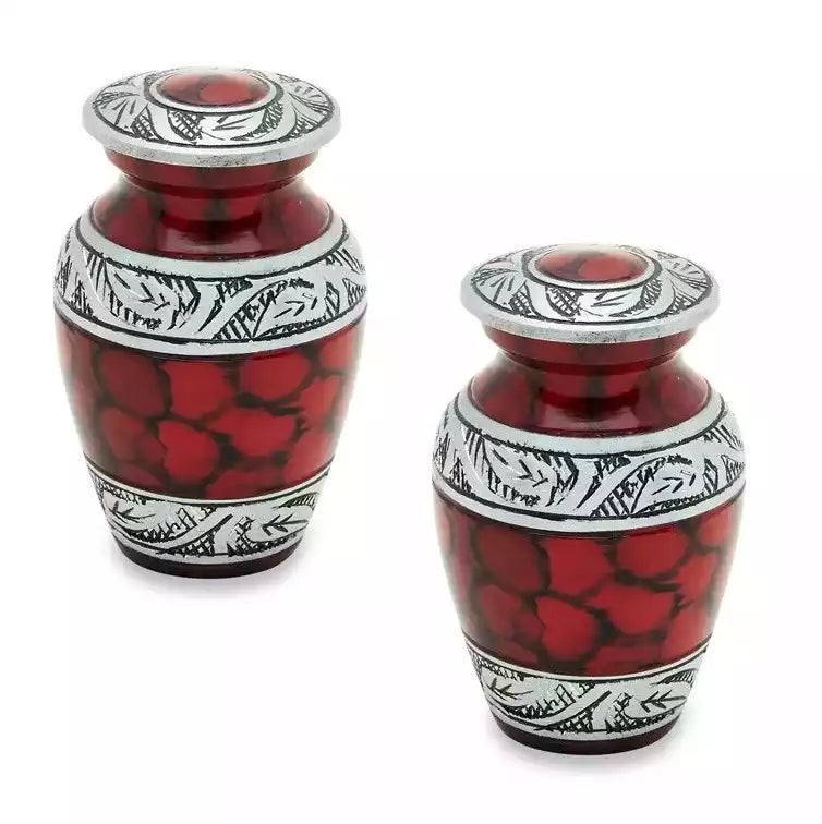 Pet Cremation Urns with Celtic Knot Patterns: Symbolizing Eternity and Connection
